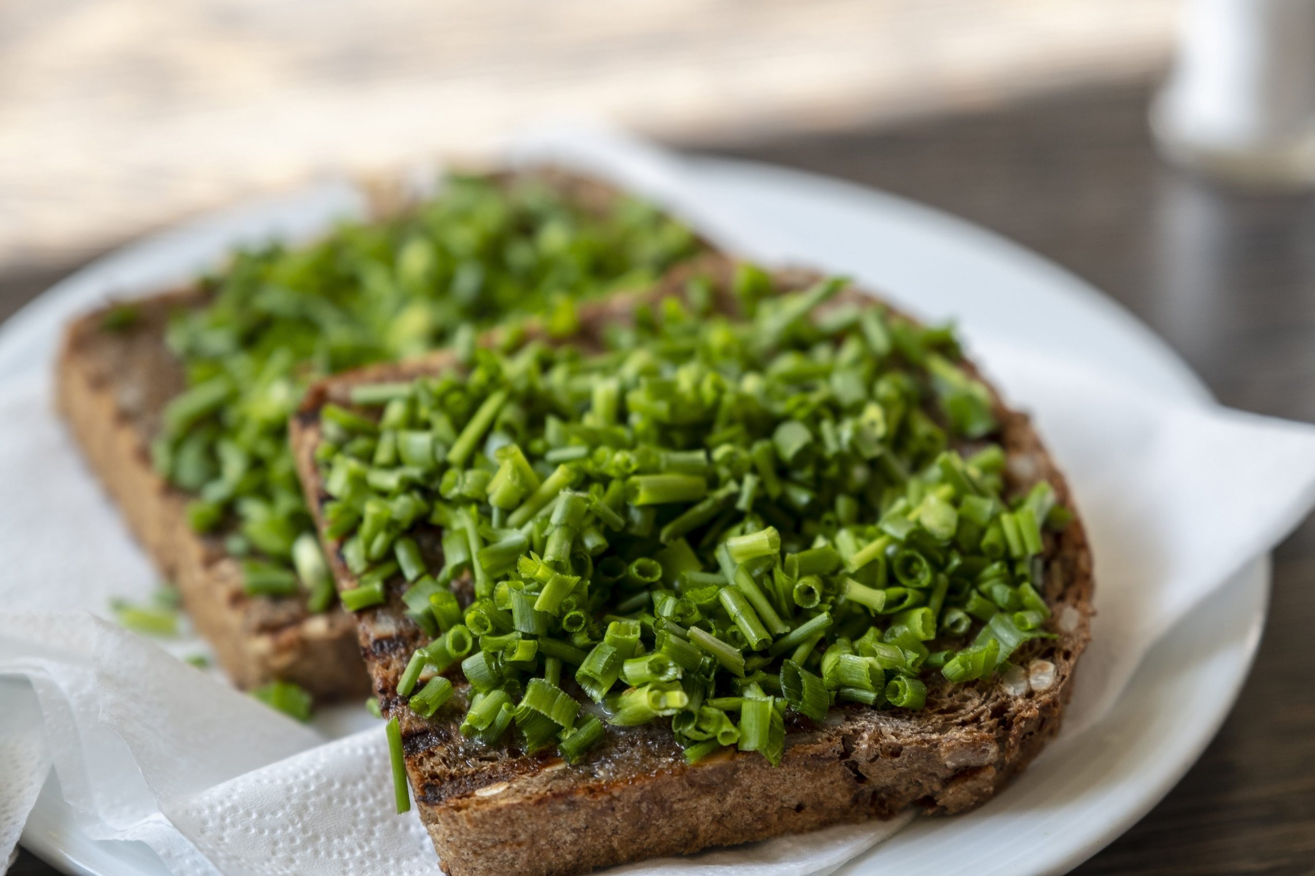 Schnittlauchbrot aus der Küche des Café Stein